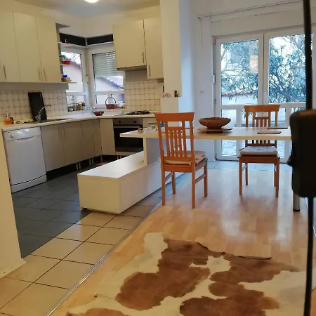 Grand House דירה *