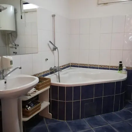 דירה Grand House