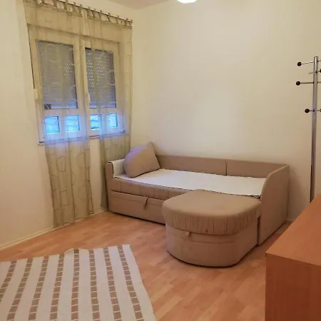 Grand House * מוסטר